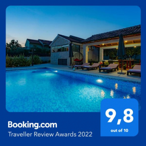 Villa Lorema-Jacuzzi,pool,billiard,table tennis&football